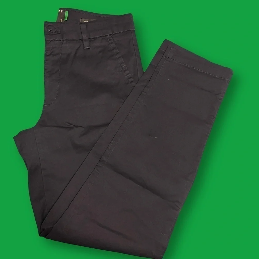 Dockers Women's Slim Fit Ankle Refined Pant - Picture 2 of 5